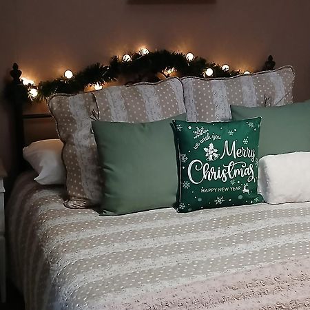 Maison De Berry Bed & Breakfast Villedieu-les-Poëles Eksteriør billede